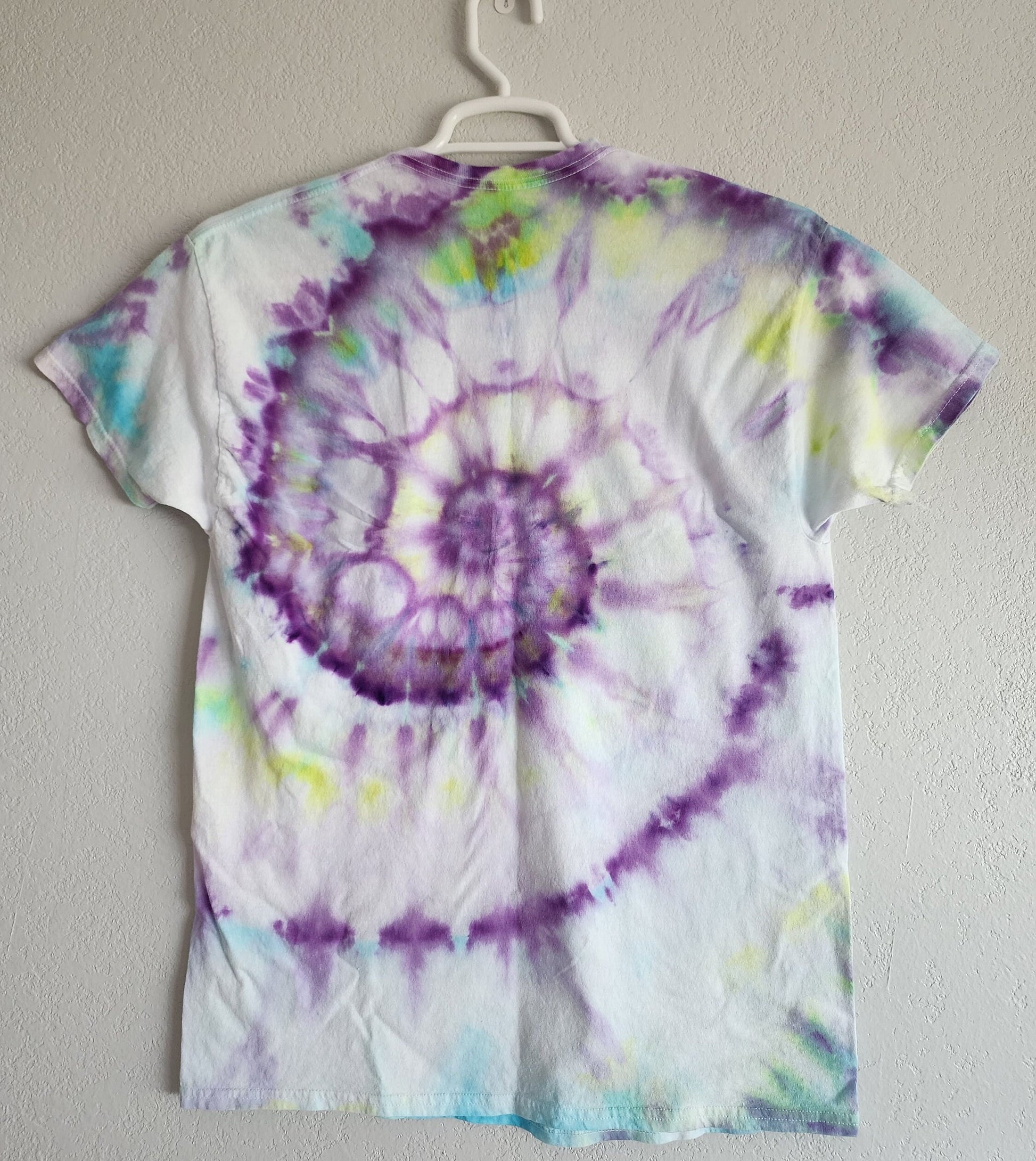 Purple Shell Spiral Tie Dye T Shirt Customizable Unisex Size L