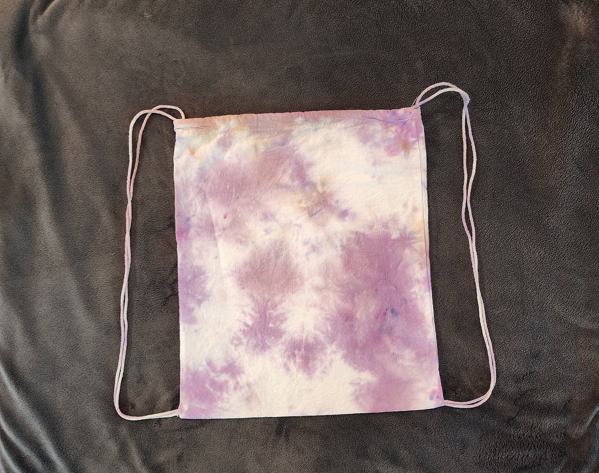 Purple and White Crumple Tie Dye Drawstring Backpack